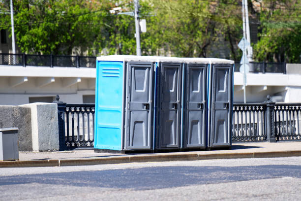 Portable Toilet Options We Offer in Ponder, TX